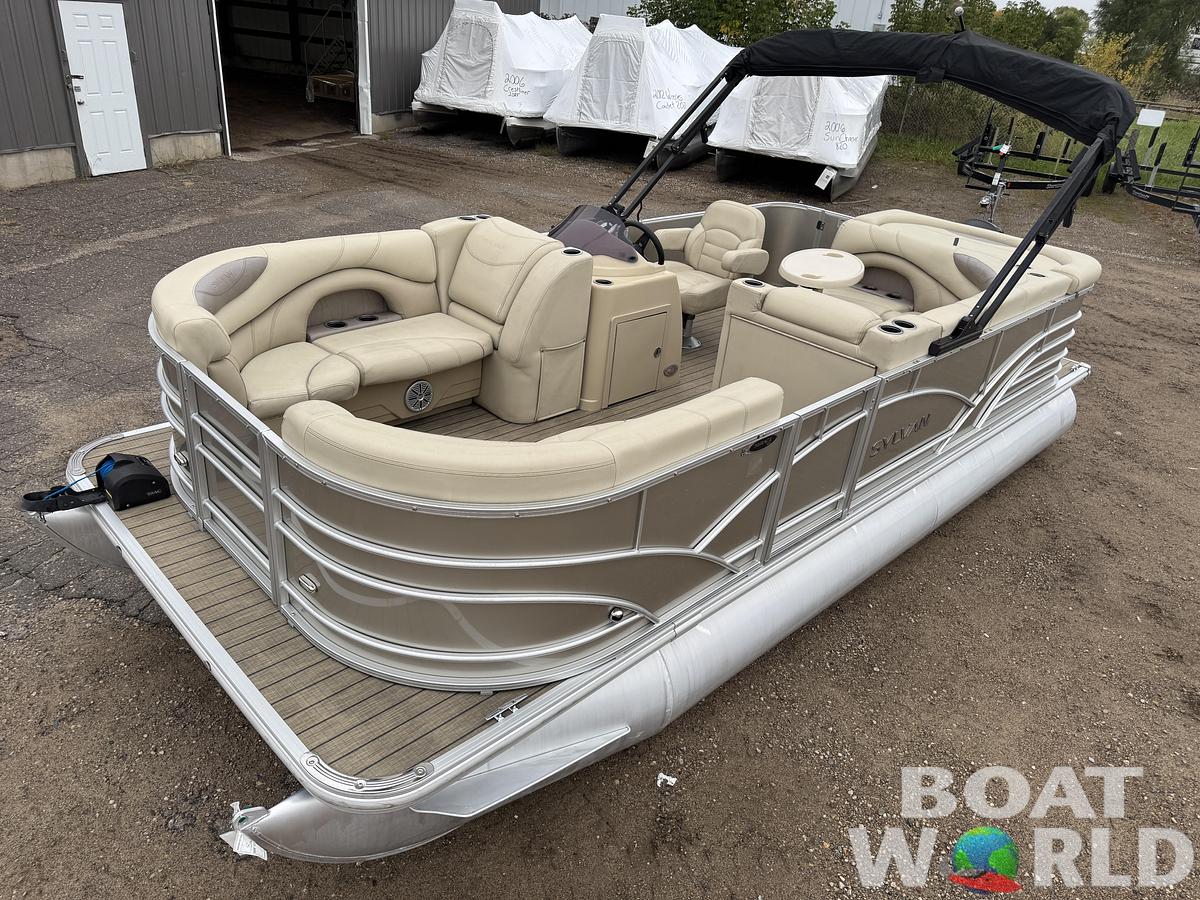 Used 2018 Sylvan Mirage 820 Cruise