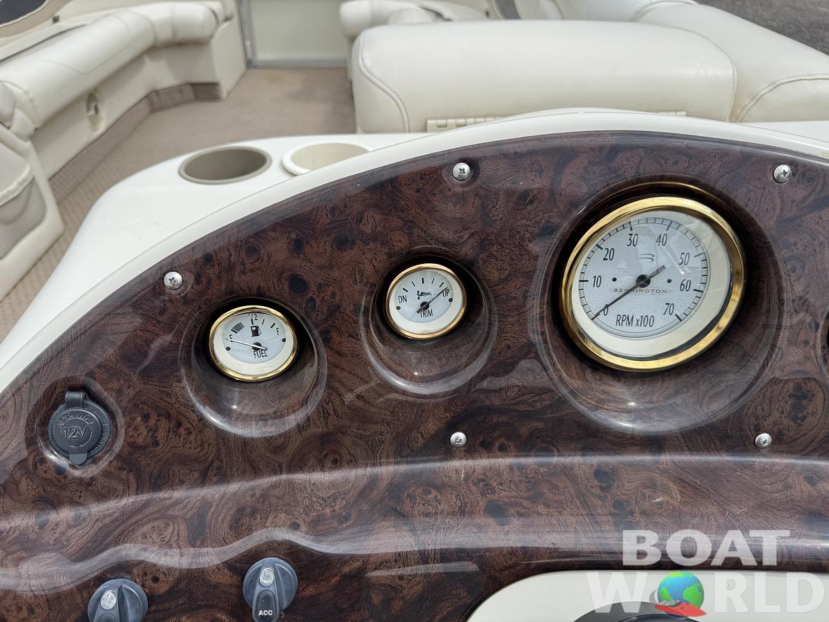 Used 2004 Bennington 2250 RL