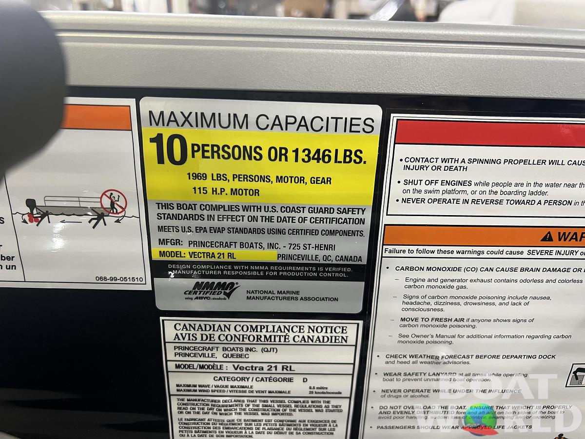 2026 Princecraft Vectra 21 RL Swingback Lounge Pontoon & Mercury 4-Stroke EFI