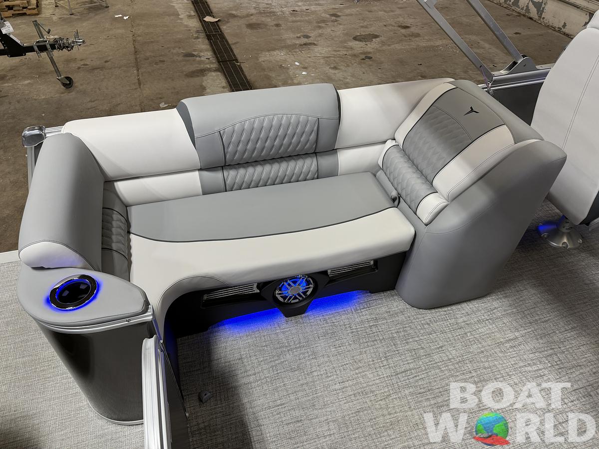 2025 Tahoe Pontoons Cascade 2385 Quad Lounge Tritoon & Honda 4-Stroke EFI