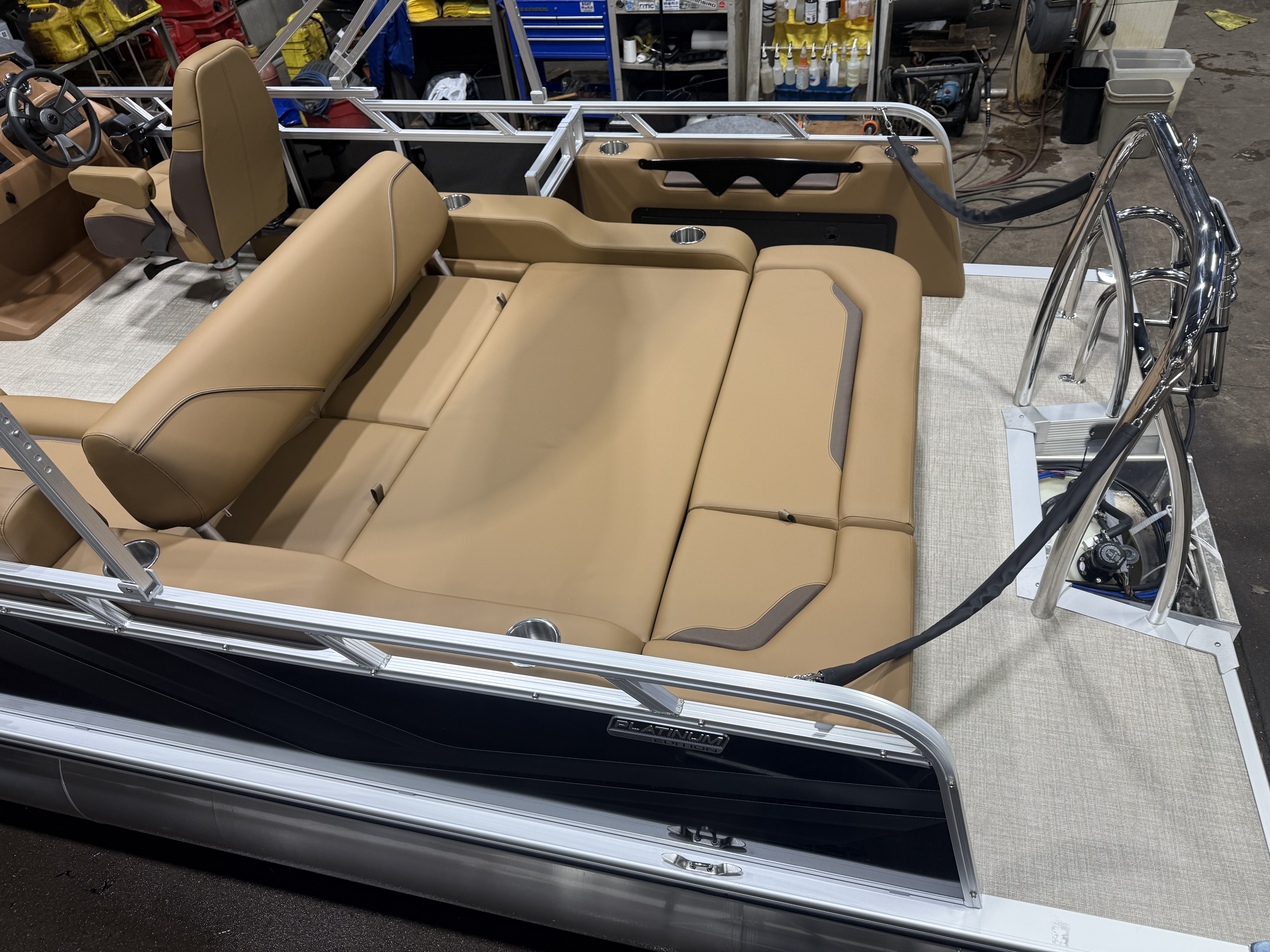 2026 Tahoe Pontoons Sport 2180 Swingback (VRB) 