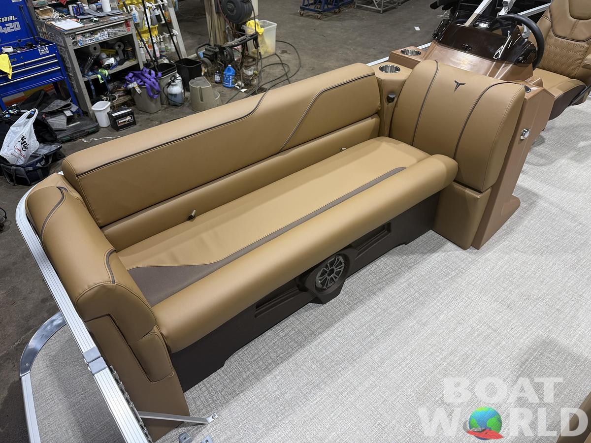 2026 Tahoe Pontoons Sport 2180 Rear Fish