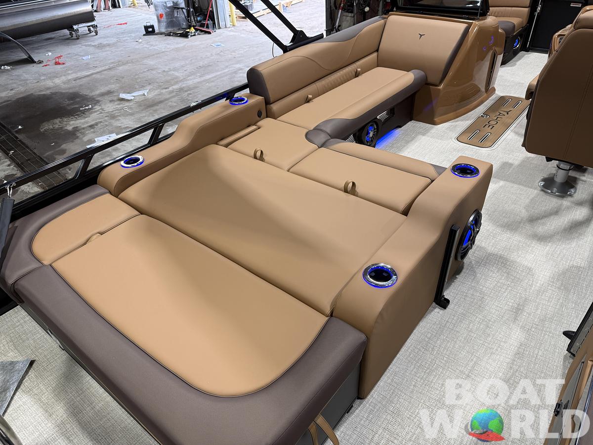 2027 Tahoe LTZ 300HP VRB Windshield Swingback $69995