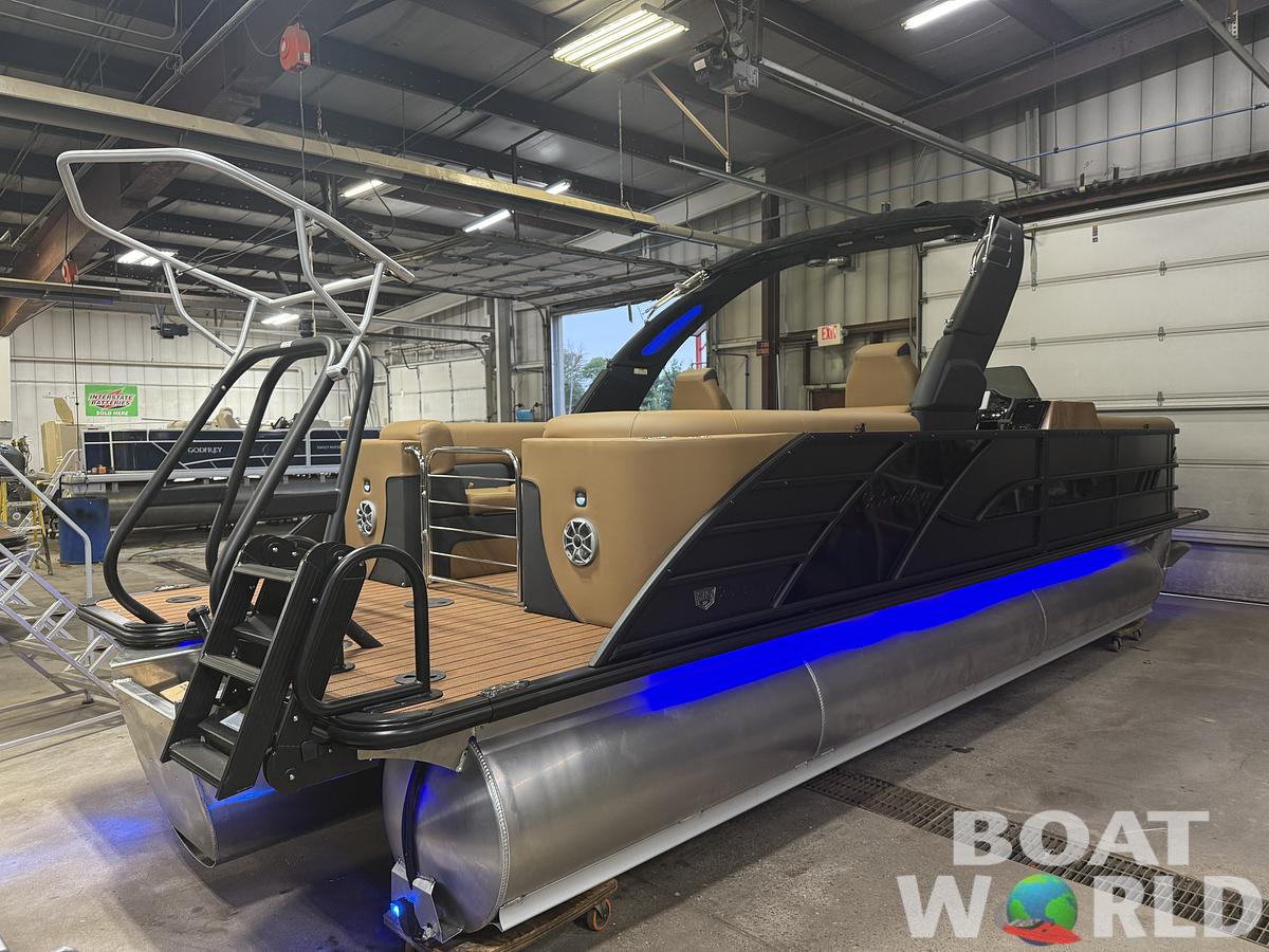 2026 Bentley Pontoons Elite 253 Admiral Quad Lounge Tritoon & 4-Stroke EFI