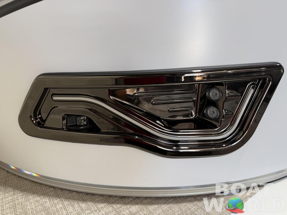 2027 Tahoe LTZ 2385 VRB Swingback Pontoon $42995