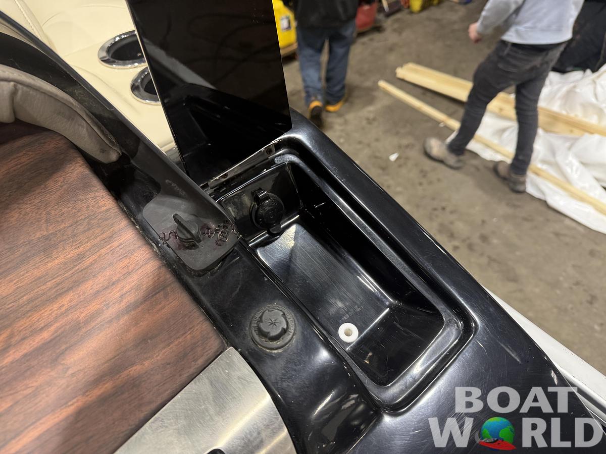 Used 2016 Aqua Patio 20' Cruise Pontoon & 90HP