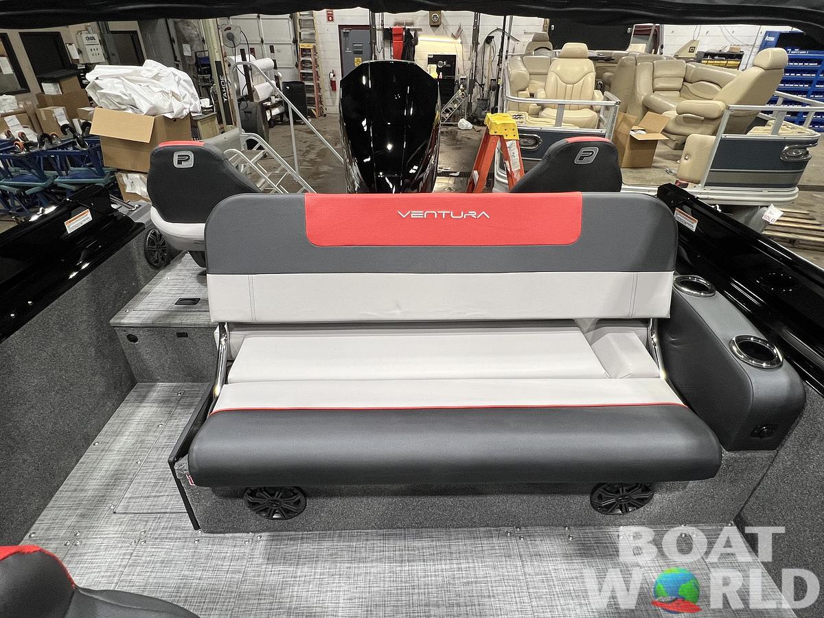 2026 Princecraft Ventura 230 WRL Swingback Deckboat