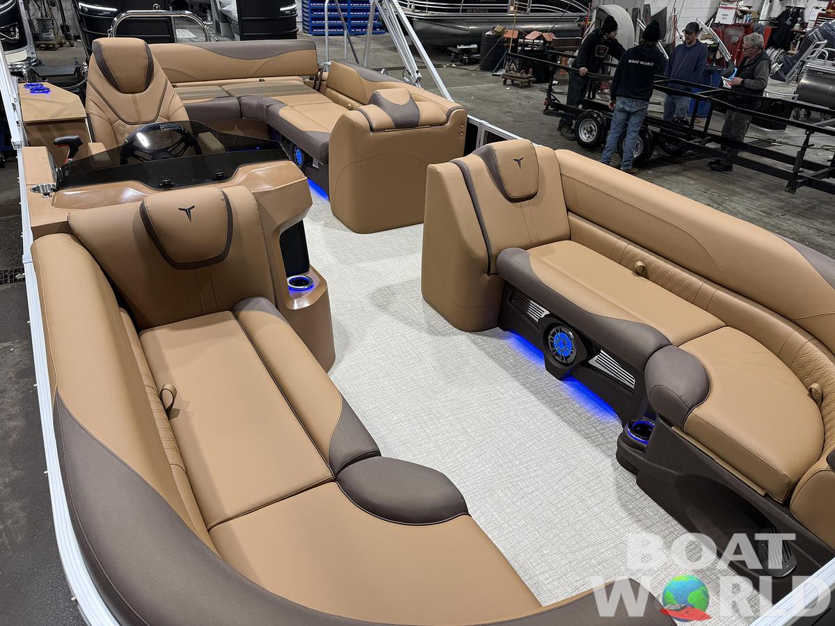 2026 Tahoe Pontoons LTZ 2385 (CRB) Cruise Rear Bench Tritoon 