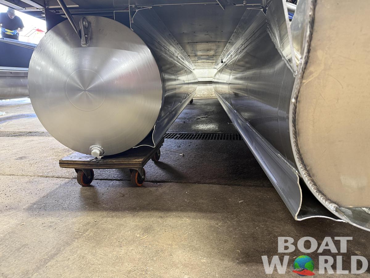 2026 Tahoe Cascade 2385 Quad Lounge Shift SS Tritoon $73995