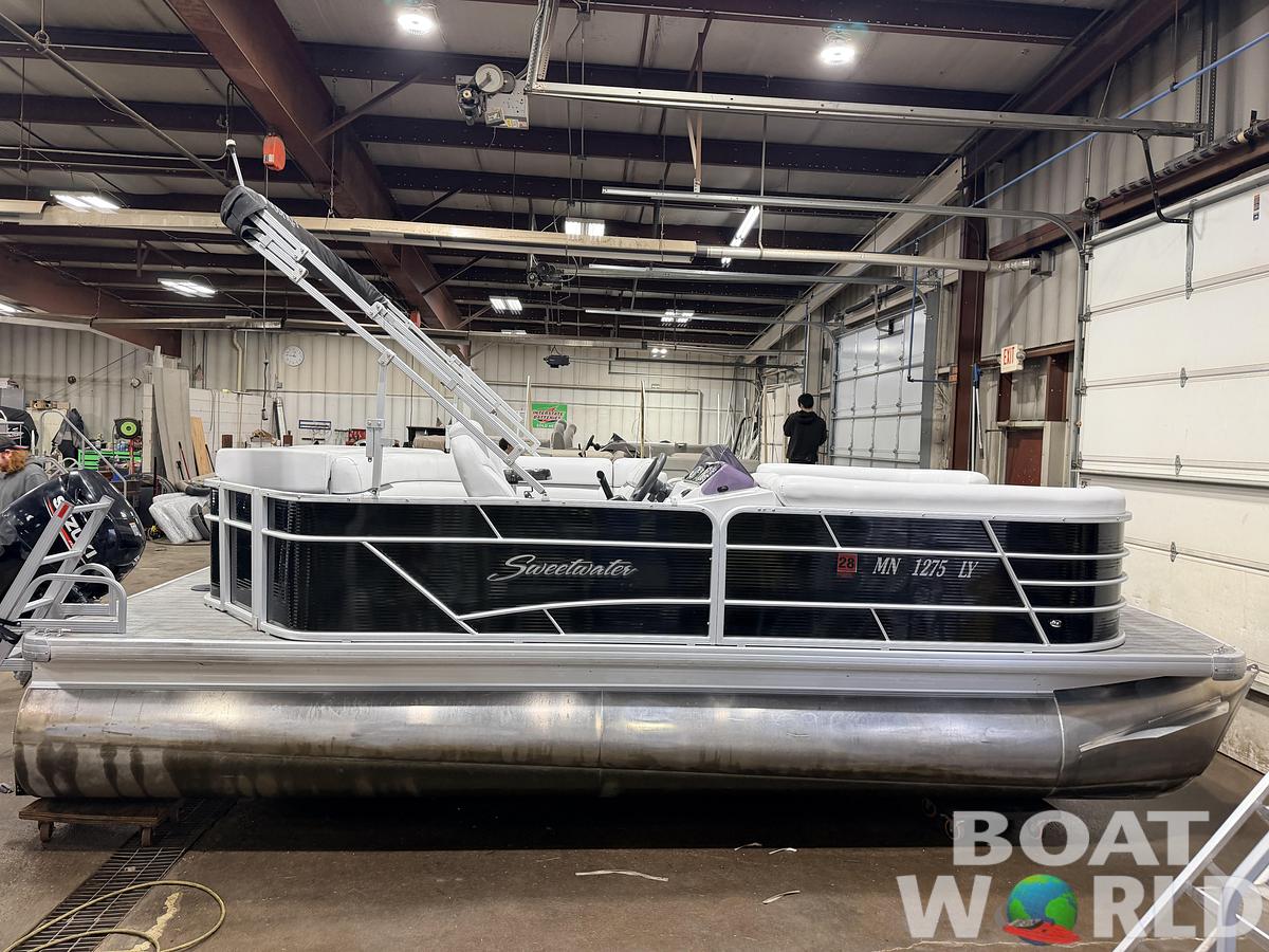 Used 2020 Sweetwater 2086 Cruise Pontoon & 70HP Suzuki 4Stroke -$25,995