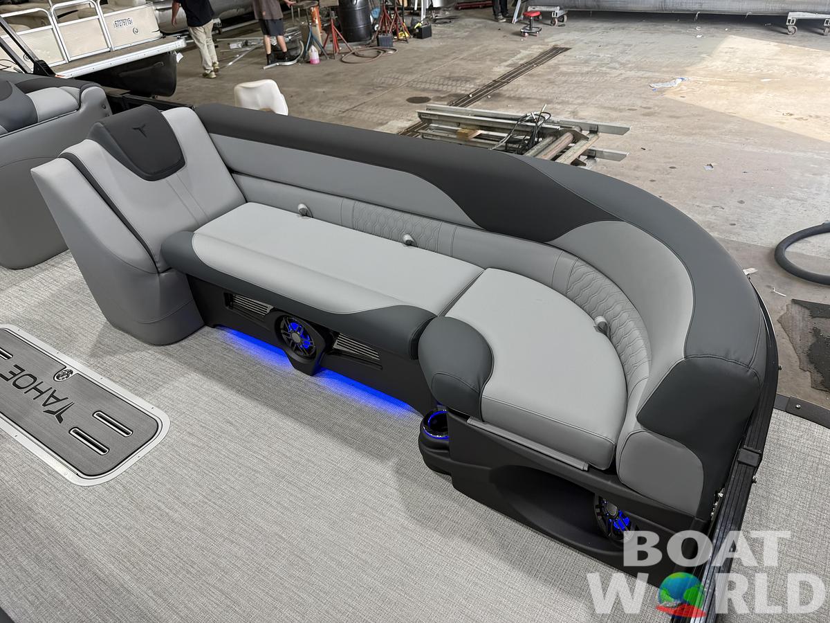 2027 Tahoe LTZ 300HP VRB 2585 Swingback Tritoon $69,995