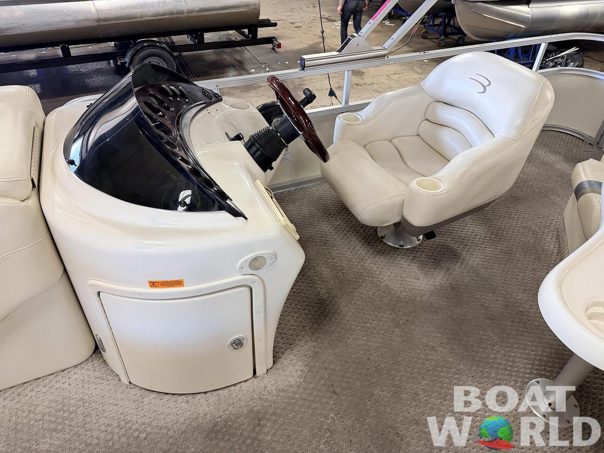 Used 2005 Bennington 2275 RL & 75HP Yamaha 4Stroke - $15,995