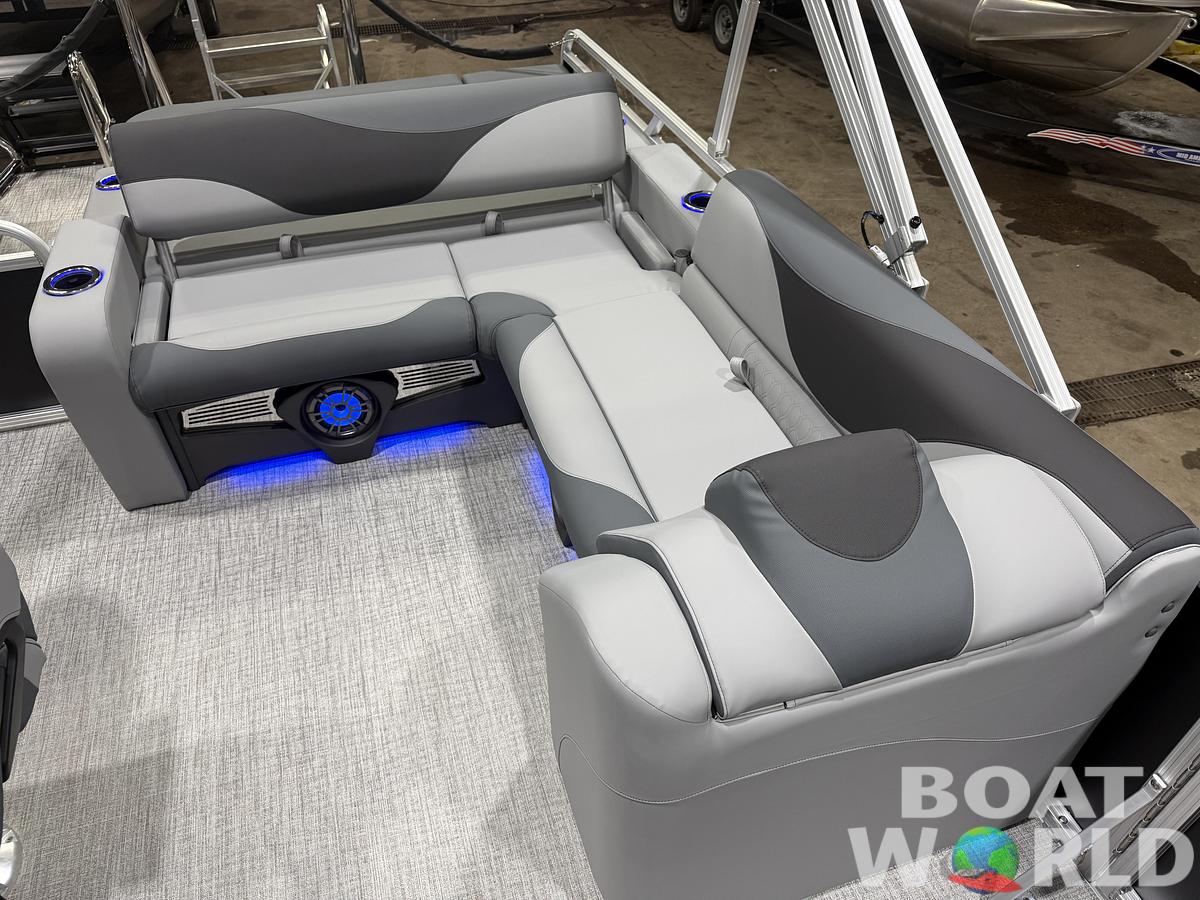2026 Tahoe Pontoons LTZ 2385 Swingback (VRB) Tritoon 