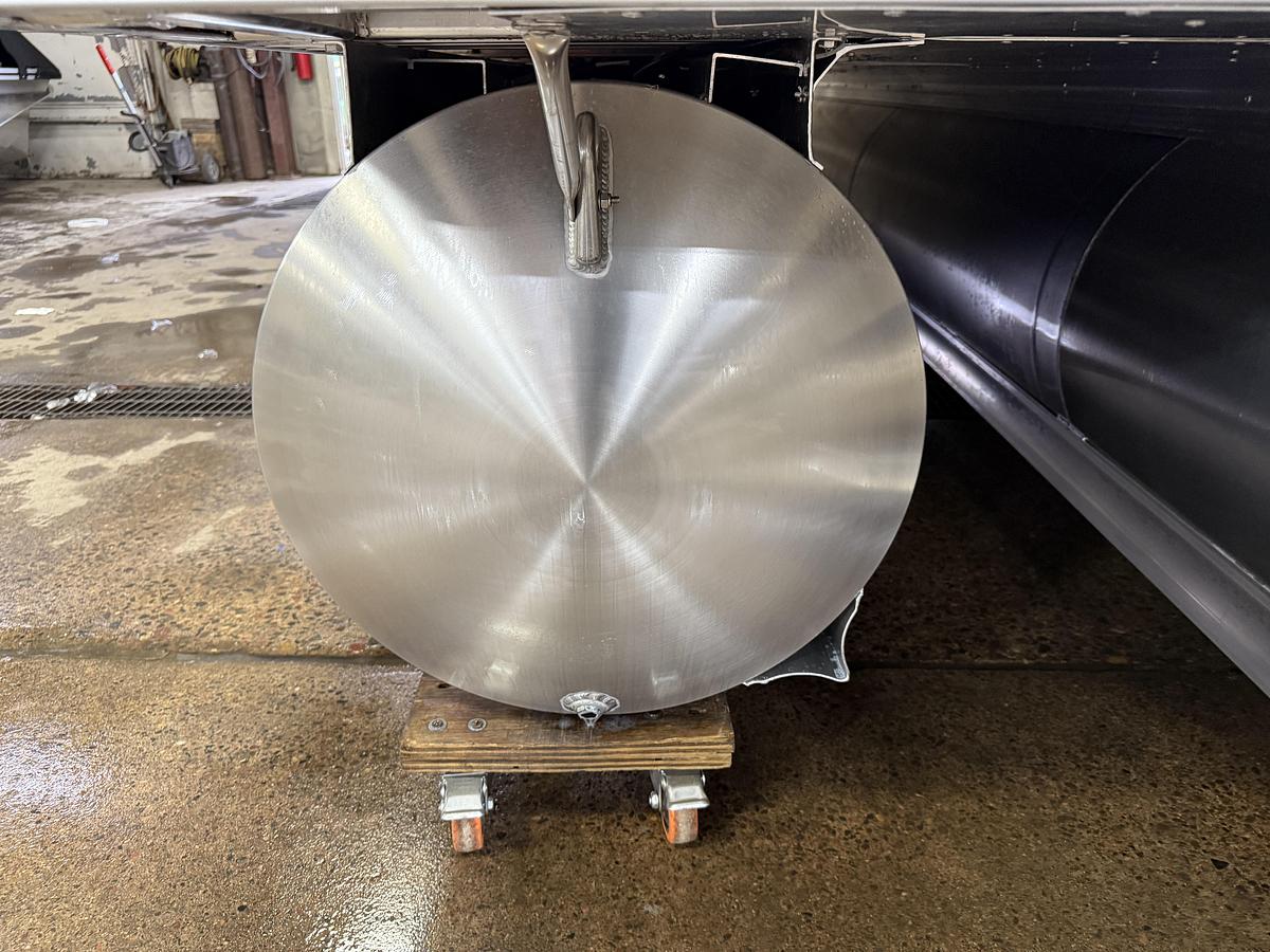 2025 Tahoe Pontoons Cascade 2385 Quad Lounge Shift Tritoon & 225HP 4-Stroke