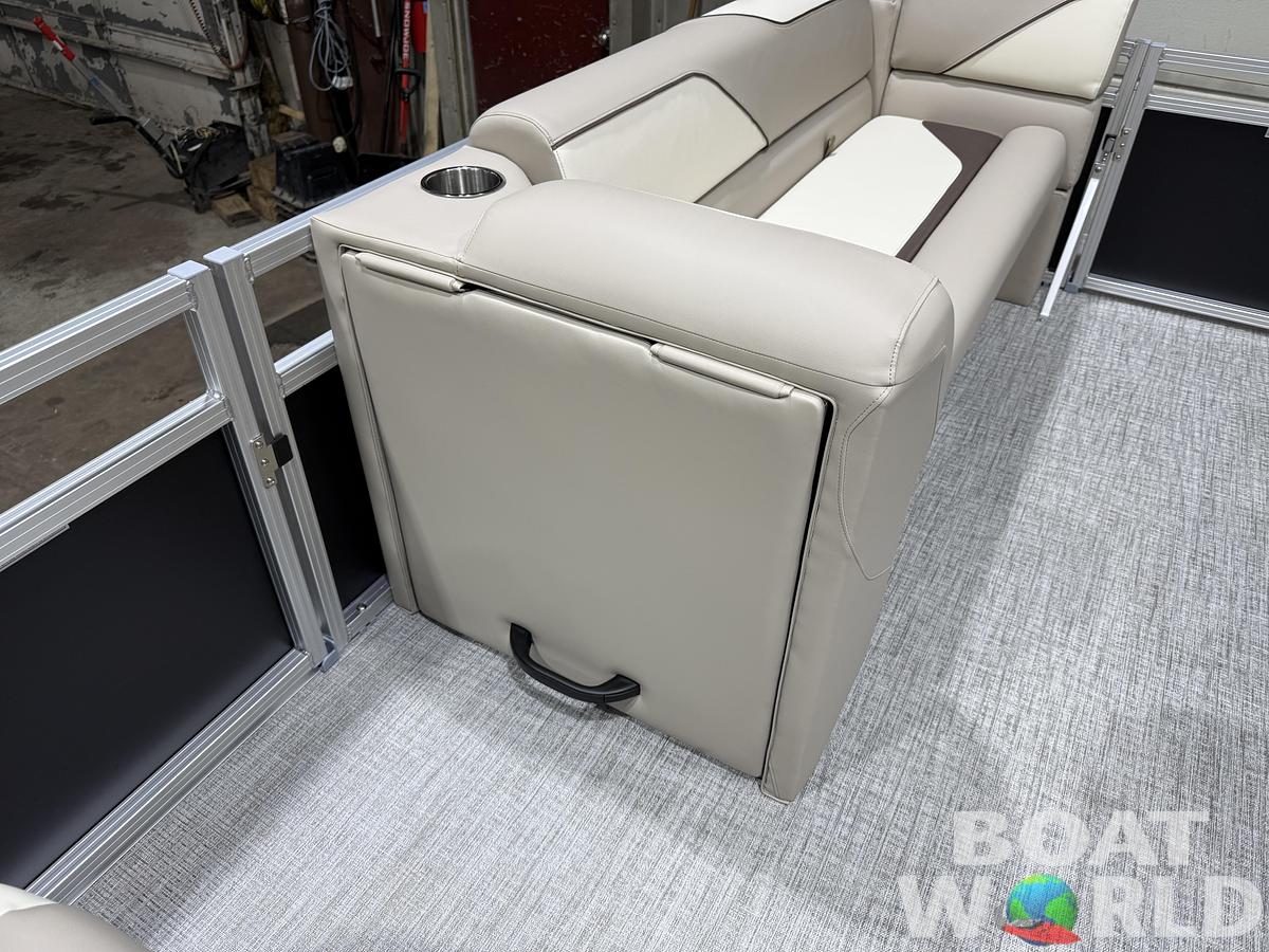 2026 Tahoe Pontoons Sport 2180 Quad Lounge