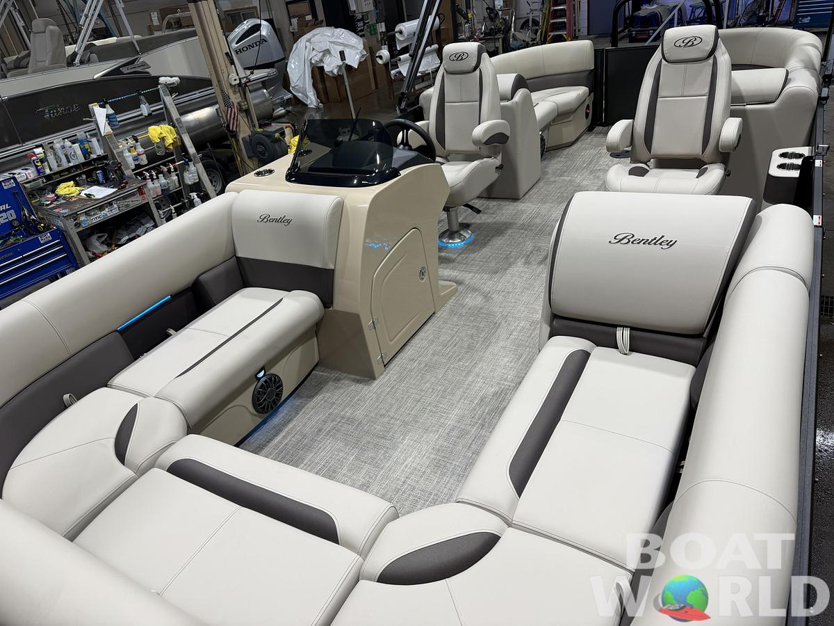 2027 Bentley Legacy 220 Navigator Quad Lounge Pontoon $42995