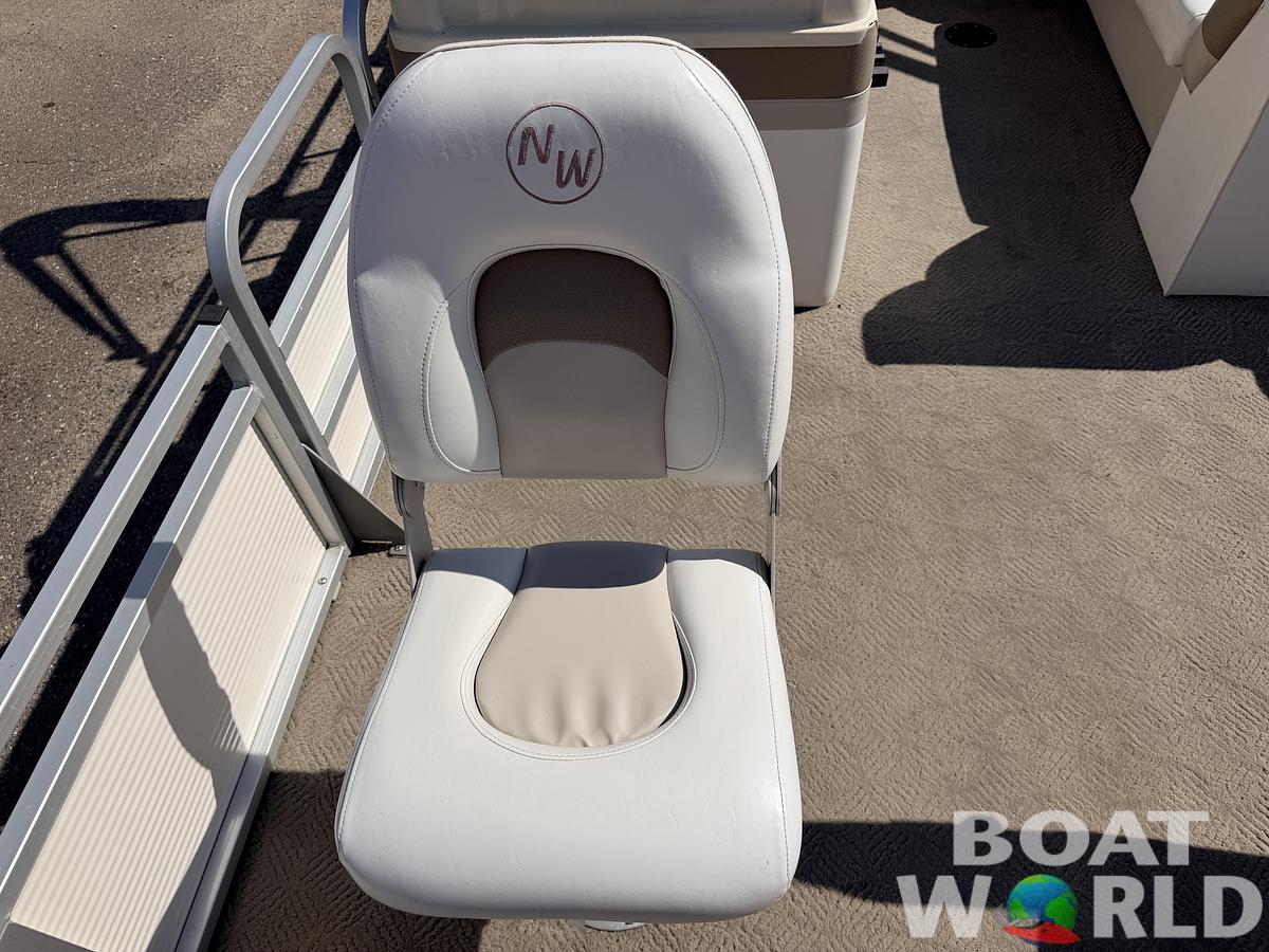 Used 2002 Northwoods 2223 Escapade & 40HP Mercury Bigfoot 4Stroke -$13,995