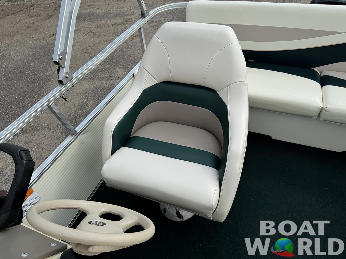 Used 1999 Lowe Suncruiser Malibu 180