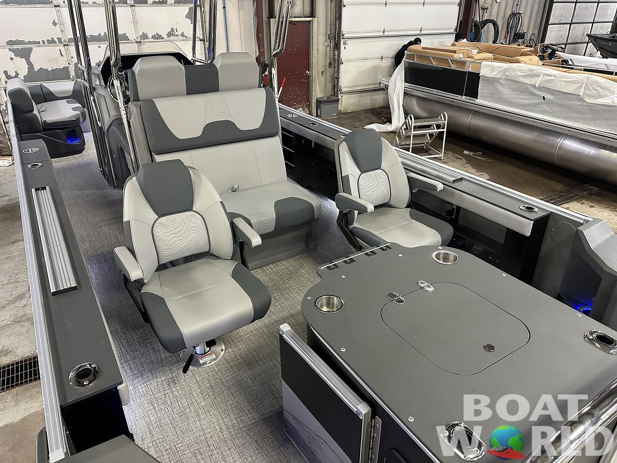 2025 Tahoe Pontoons GEOfish CRF 2585 Tritoon & Honda 4-Stroke EFI