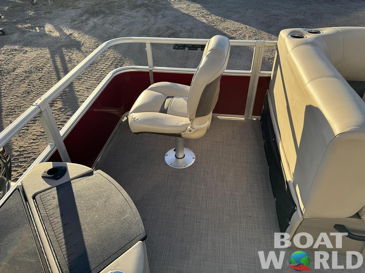 Used 2020 Sun Tracker Fishin Barge 20 DLX Pontoon