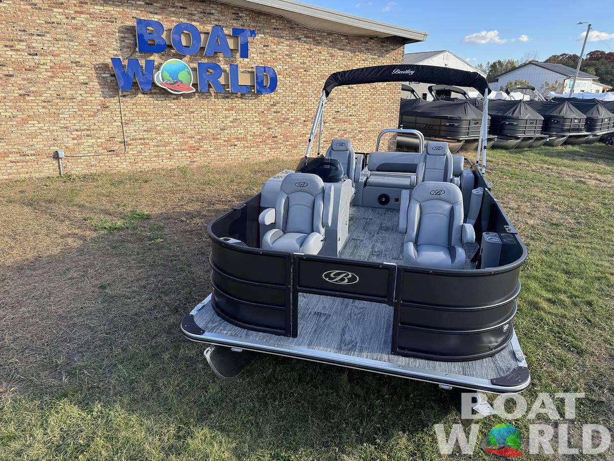 2026 Bentley Pontoons Forward Fish 220 Swingback