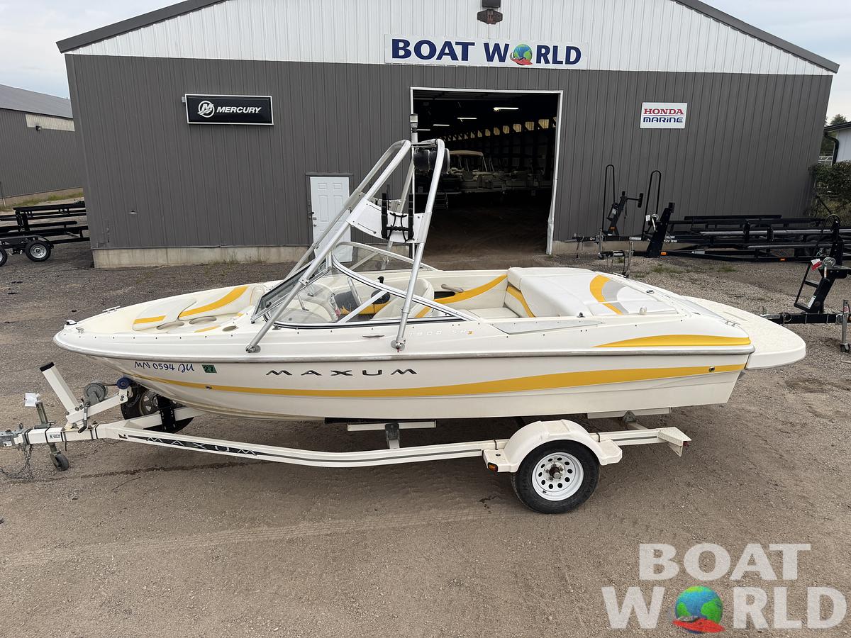 Used 2004 Maxum 1800 SR3 Runabout