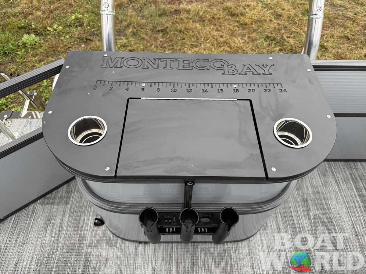 2025 Montego Bay 8522 Fish & Cruise Tritoon & Honda 150HP 4-Stroke EFI