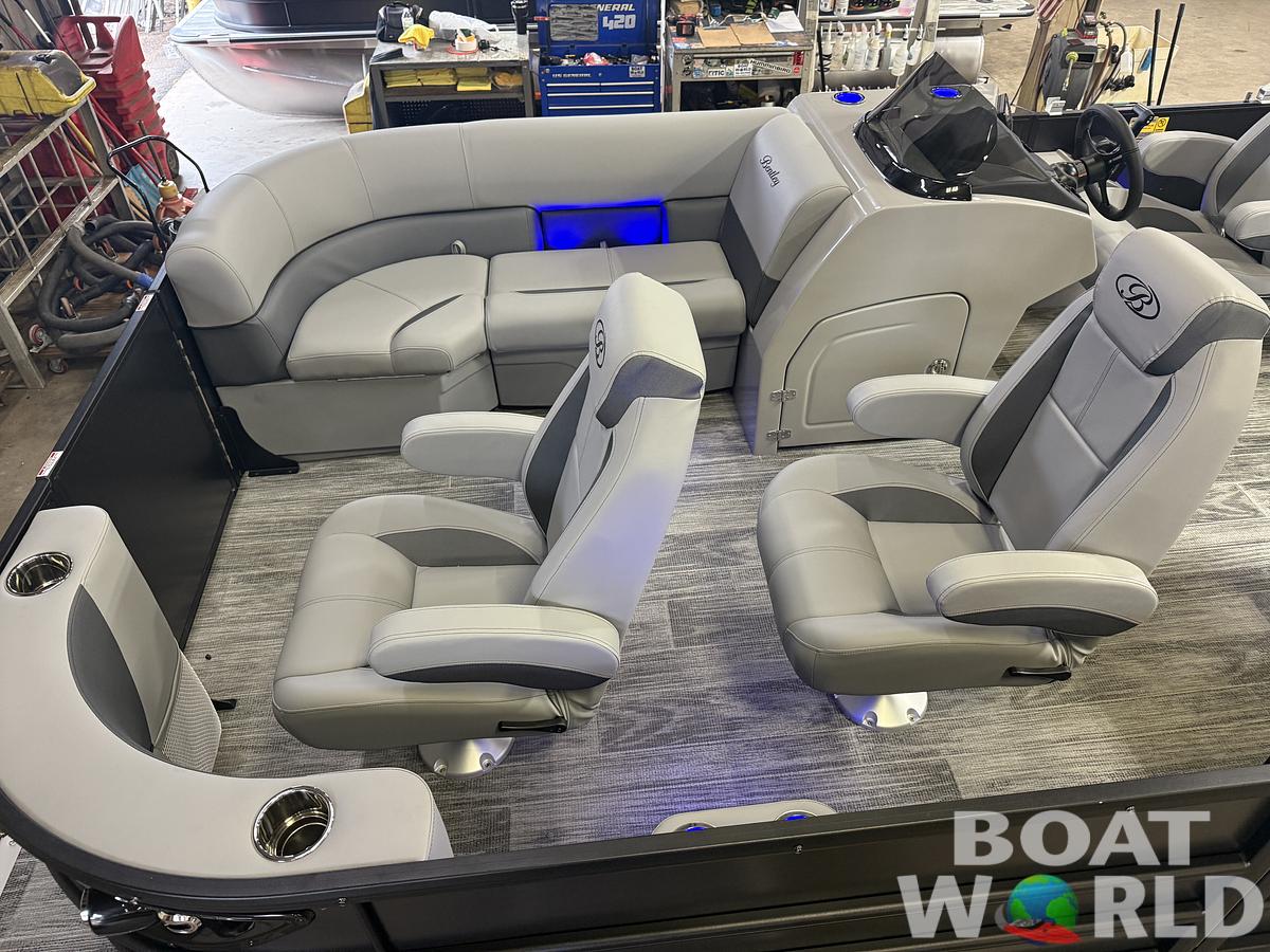 2026 Bentley Pontoons Legacy 220 Navigator DL Quad Lounge