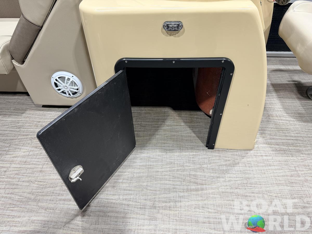 Used 2023 NorthStar 2200 Pontoon