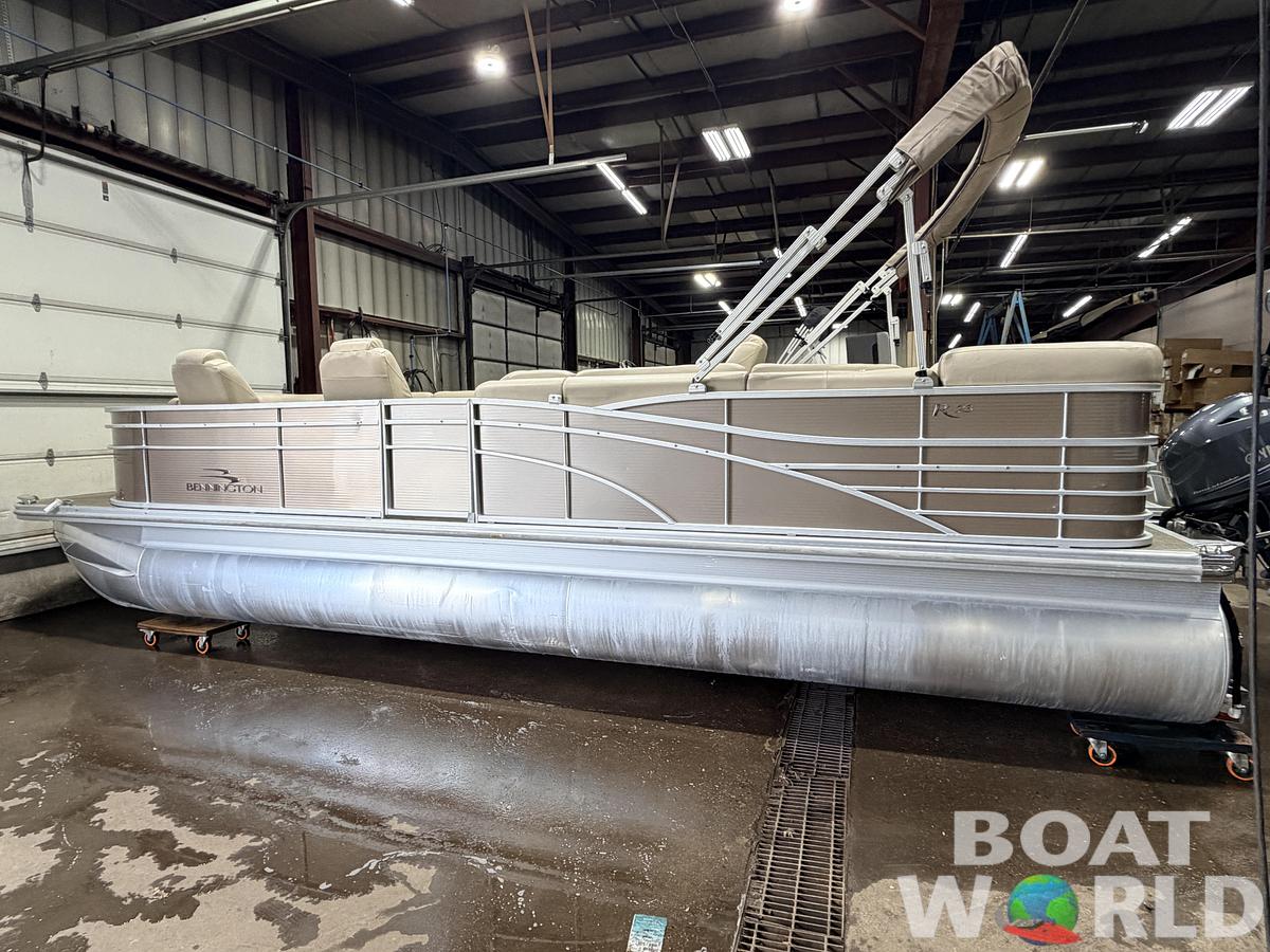 Used 2014 Bennington 2375RL & 70HP Yamaha 4Stroke - $21,995