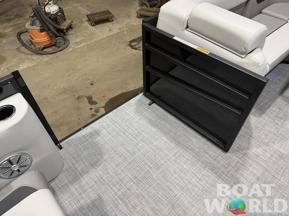 2027 Princecraft Vectra 21 Quad Lounge Pontoon $36995