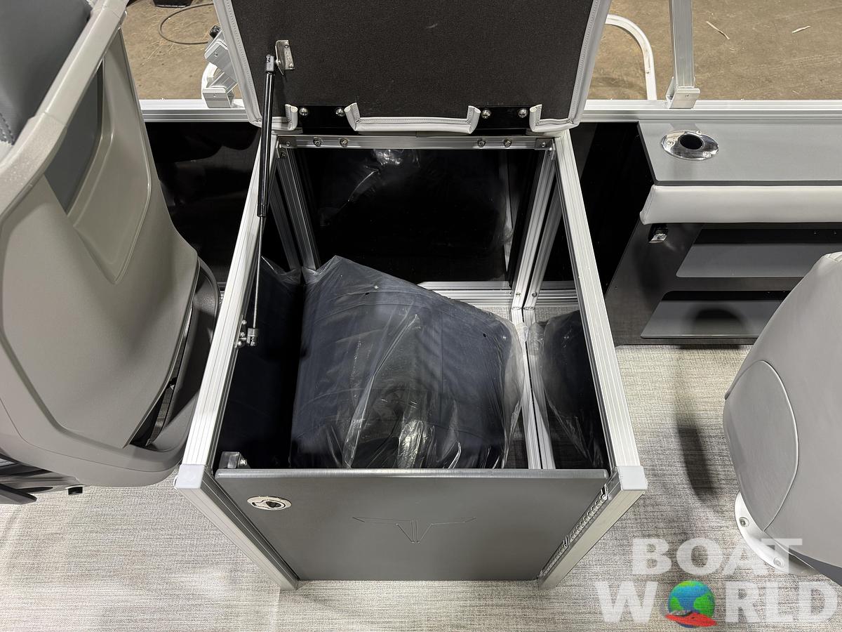 2026 Tahoe Pontoons GEOfish 2385 Rear Fish 