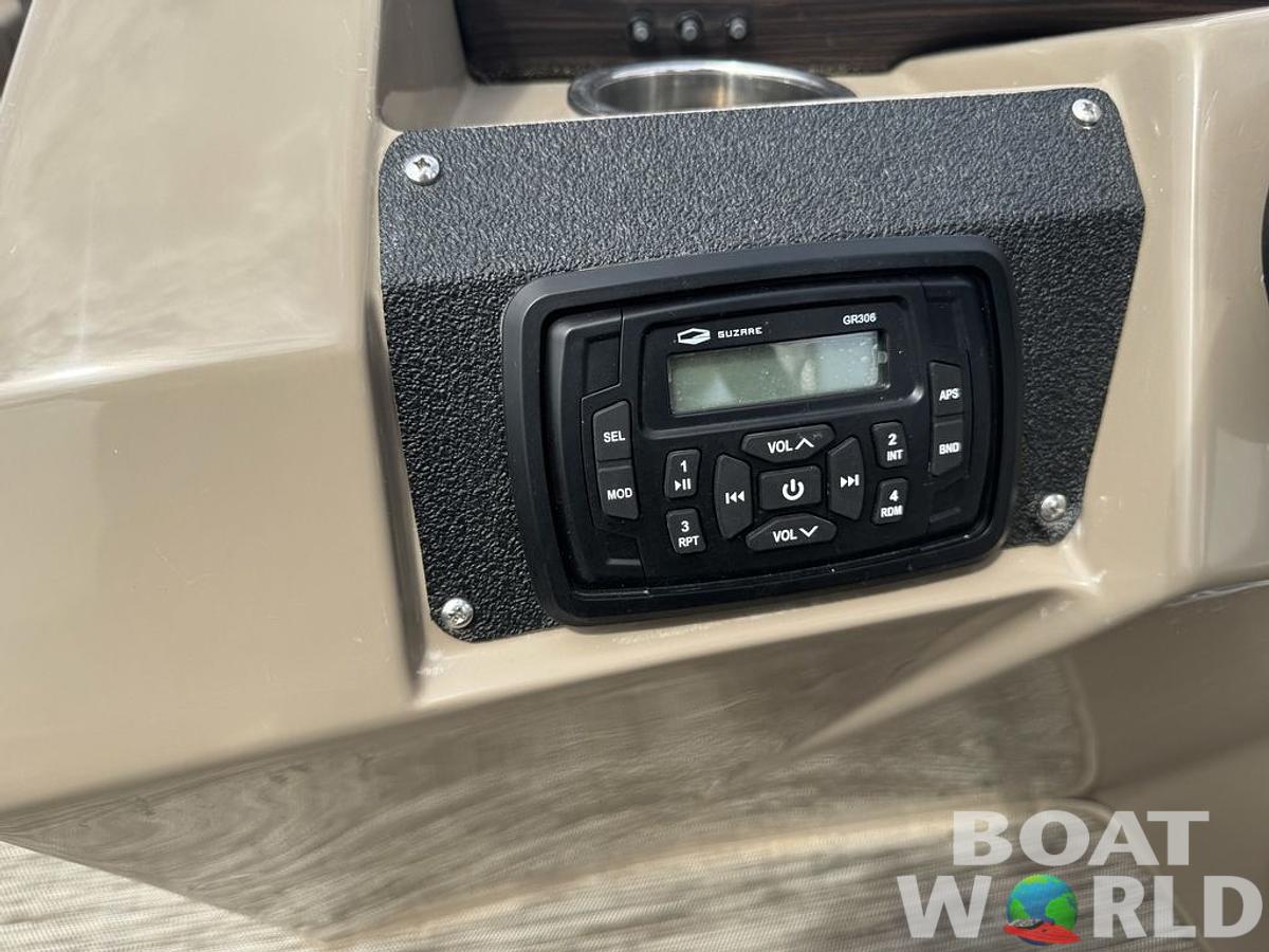 Used 2021 Bennington 22 SSR Pontoon