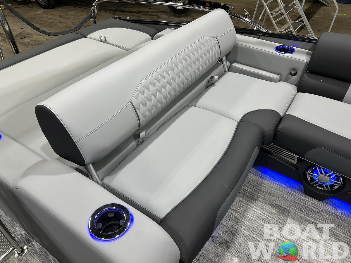 2026 Tahoe Pontoons Cascade 2385 Swingback (VRB) Tritoon