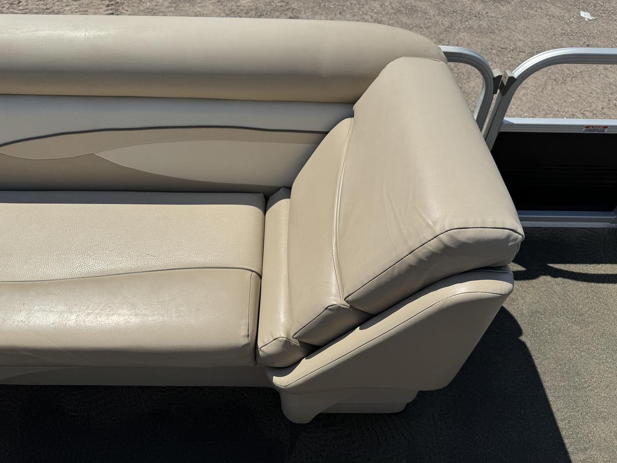 Used 2013 Bennington 17SF