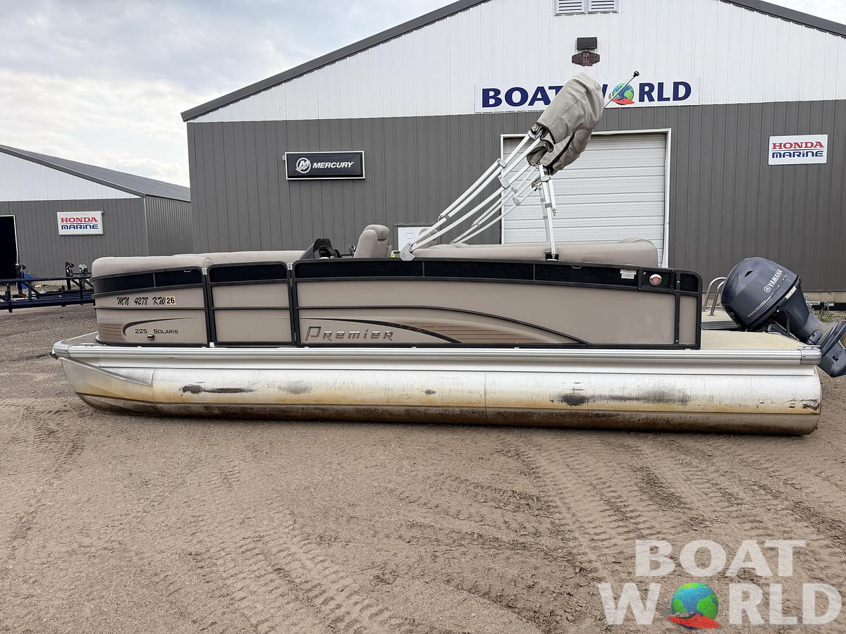 Used 2012 Premier 225 Solaris & 50HP Yamaha 4Stroke -$19,995