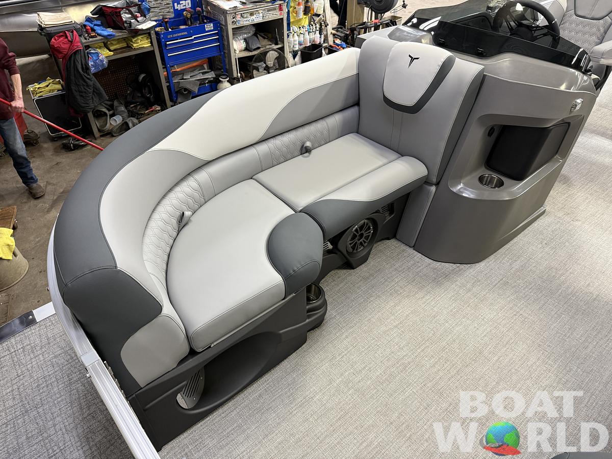 2025 Tahoe Pontoons LTZ 2385 Swingback (VRL) & Honda 4-Stroke EFI