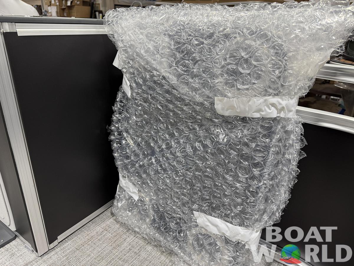 2026 Tahoe Sport Rear Fish 2180 & 4-Stroke $31995