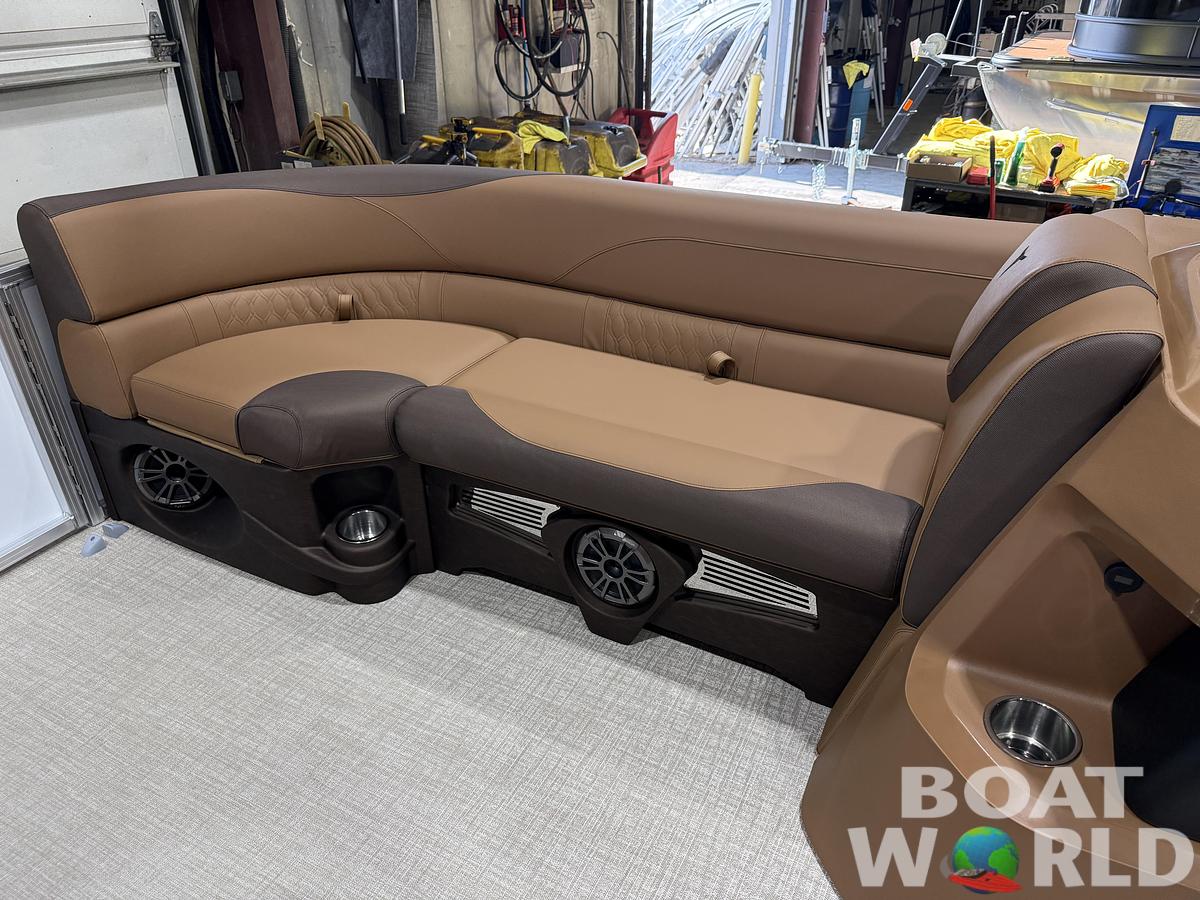 2027 Tahoe LTZ 2385 VRB Swingback Pontoon $42995