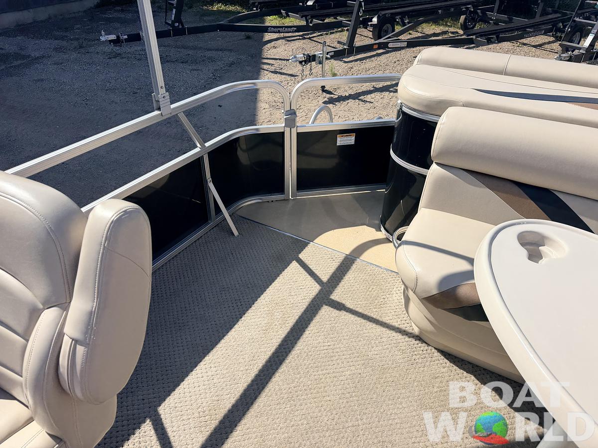 Used 2012 SunChaser 22 Fish 'N Cruise & 50HP Yamaha 4Stroke -$17,995