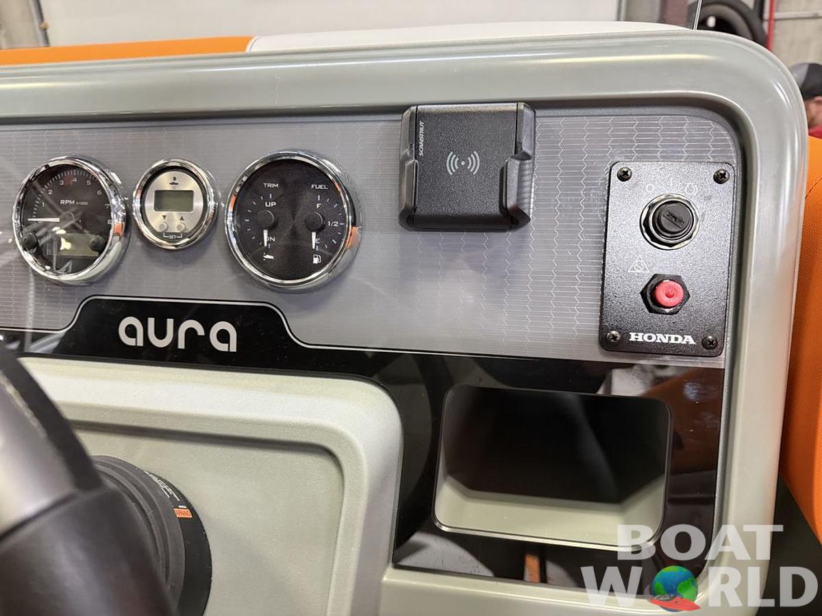 2025 Tahoe Pontoons Aura 1985 Quad Lounge & 50HP 4-Stroke EFI