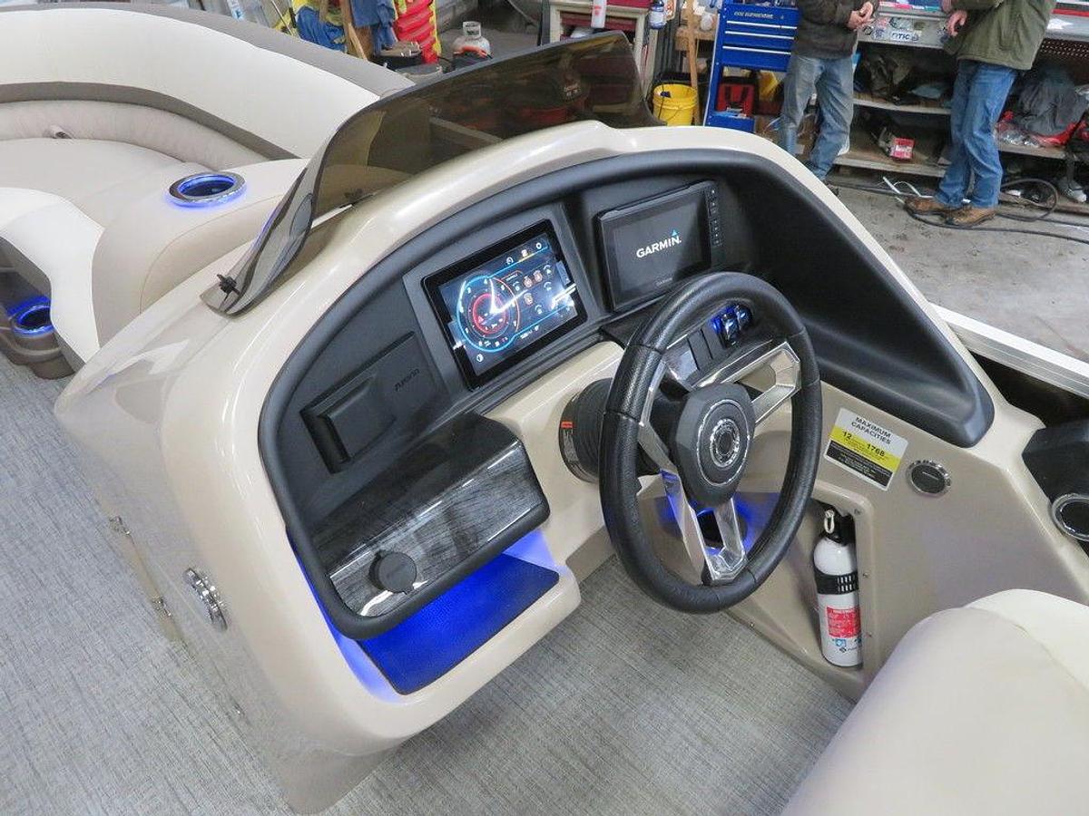 Used 2023 Tahoe Pontoons Cascade 2385 Rear Fish Tritoon & 150HP 4-Stroke EFI