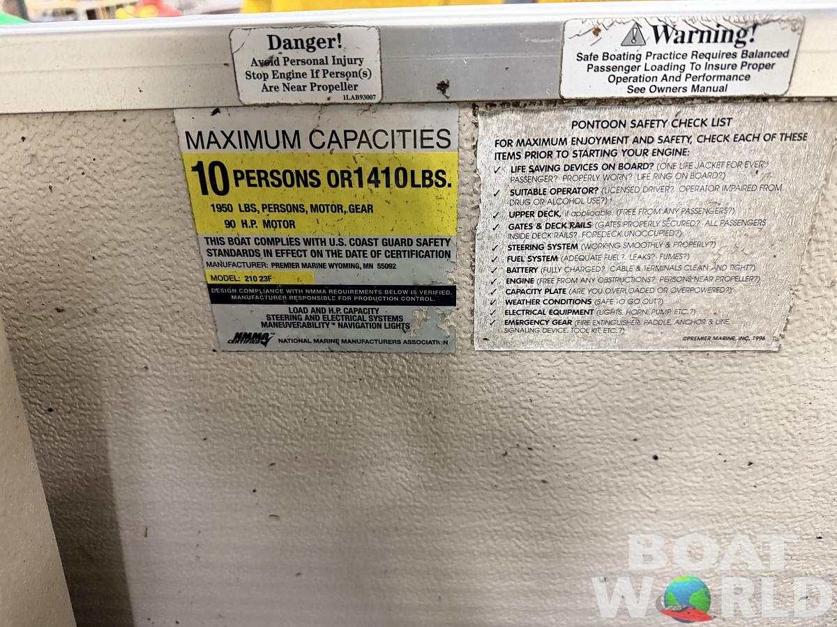 Used 2004 Premier 210 SunSation & 60HP Yamaha 4Stroke - $12,995