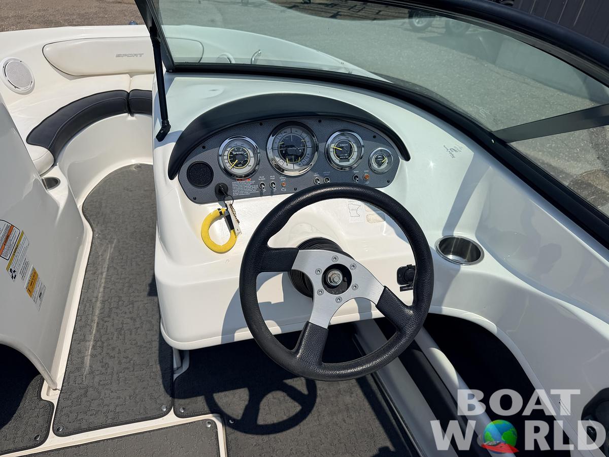 Used 2012 Sea Ray 205 Sport & 220HP 4.3L Mercruiser MPI with Tandem Axle Trailer -$15,995