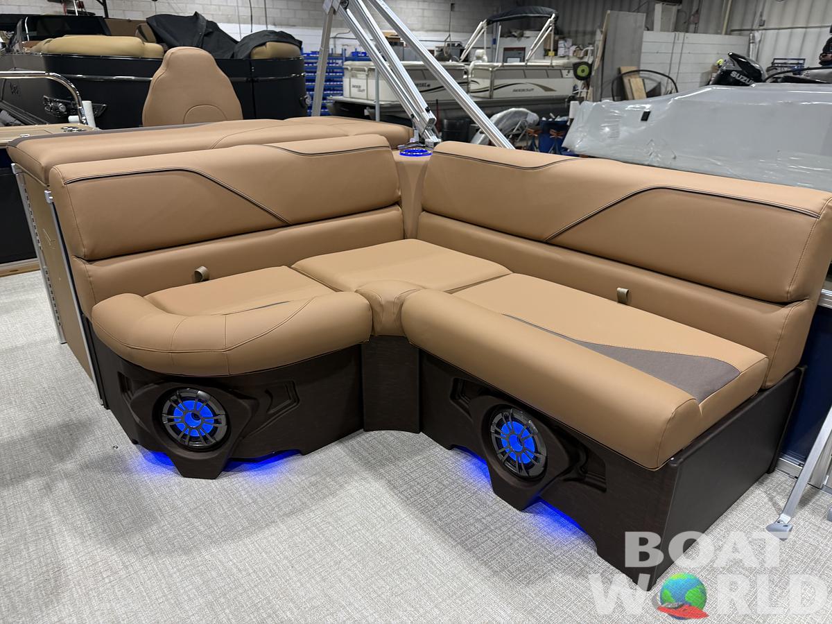 2026 Tahoe Sport 2385 Rear Fish Tritoon $46995