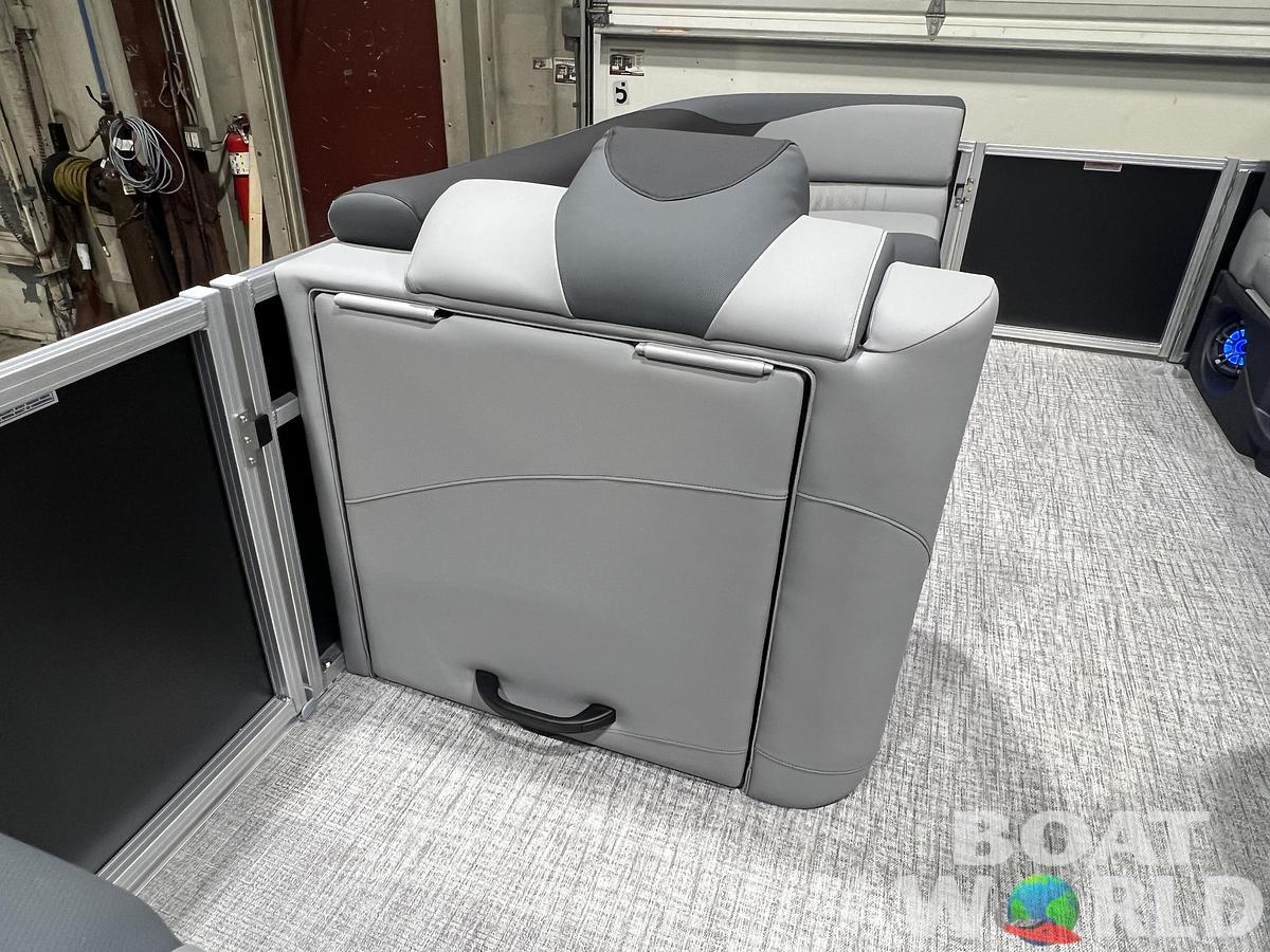 2026 Tahoe Pontoons LTZ 2385 Elite Cruise Tritoon 