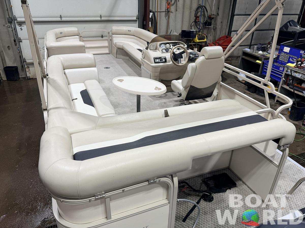 Used 2006 SmokerCraft 8522 Cruise Pontoon & 60HP Yamaha 4-Stroke - $14,995