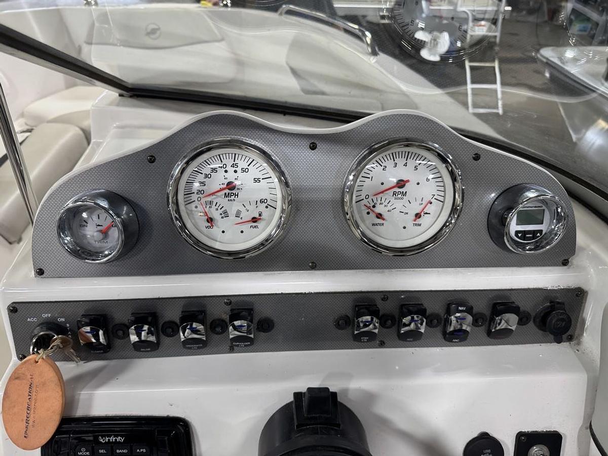 Used 2015 Starcraft Marine Runabout Limited IO 1918 RE I/O