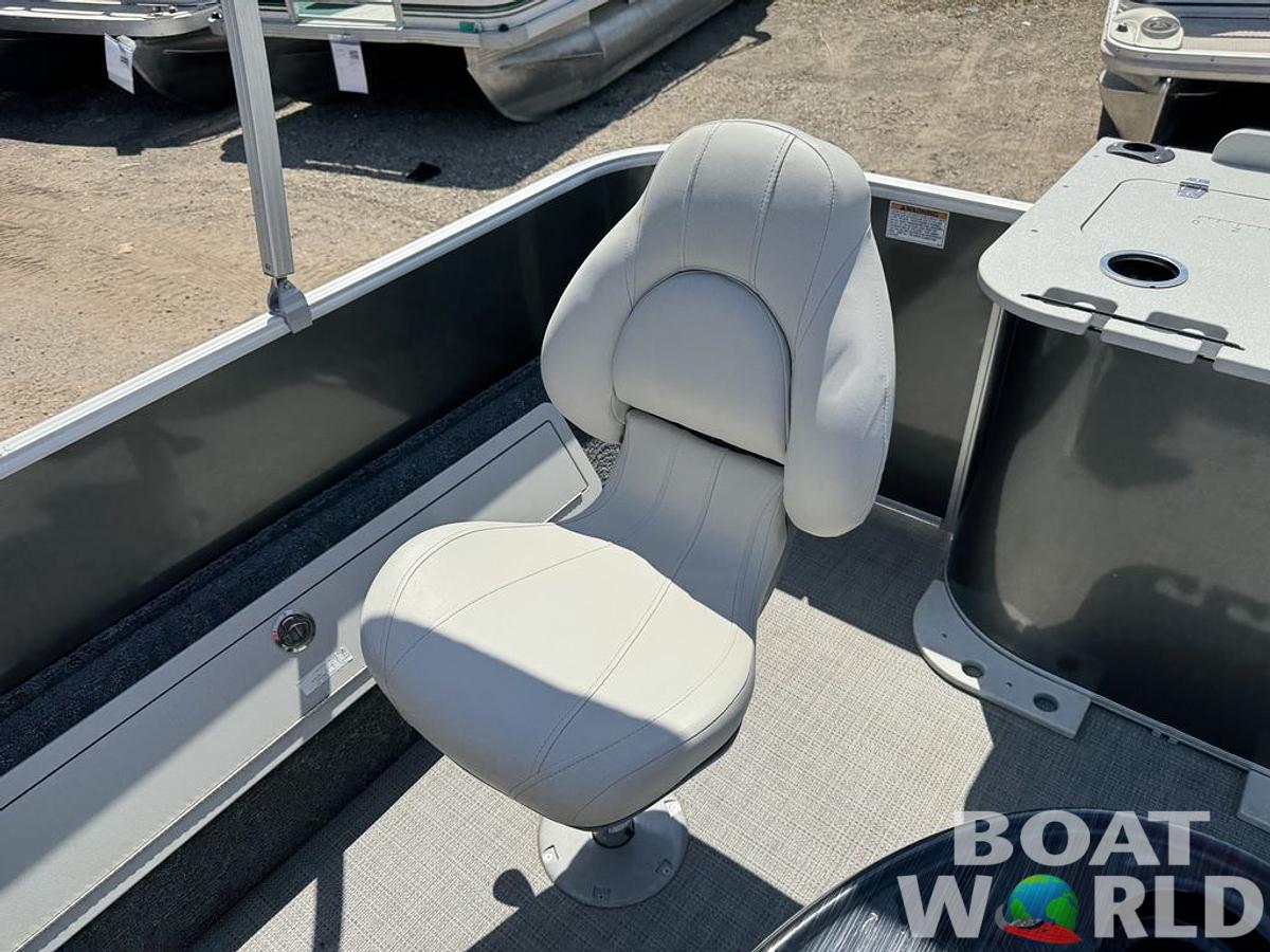 Used 2023 Sylvan 820 Party Fish Pontoon