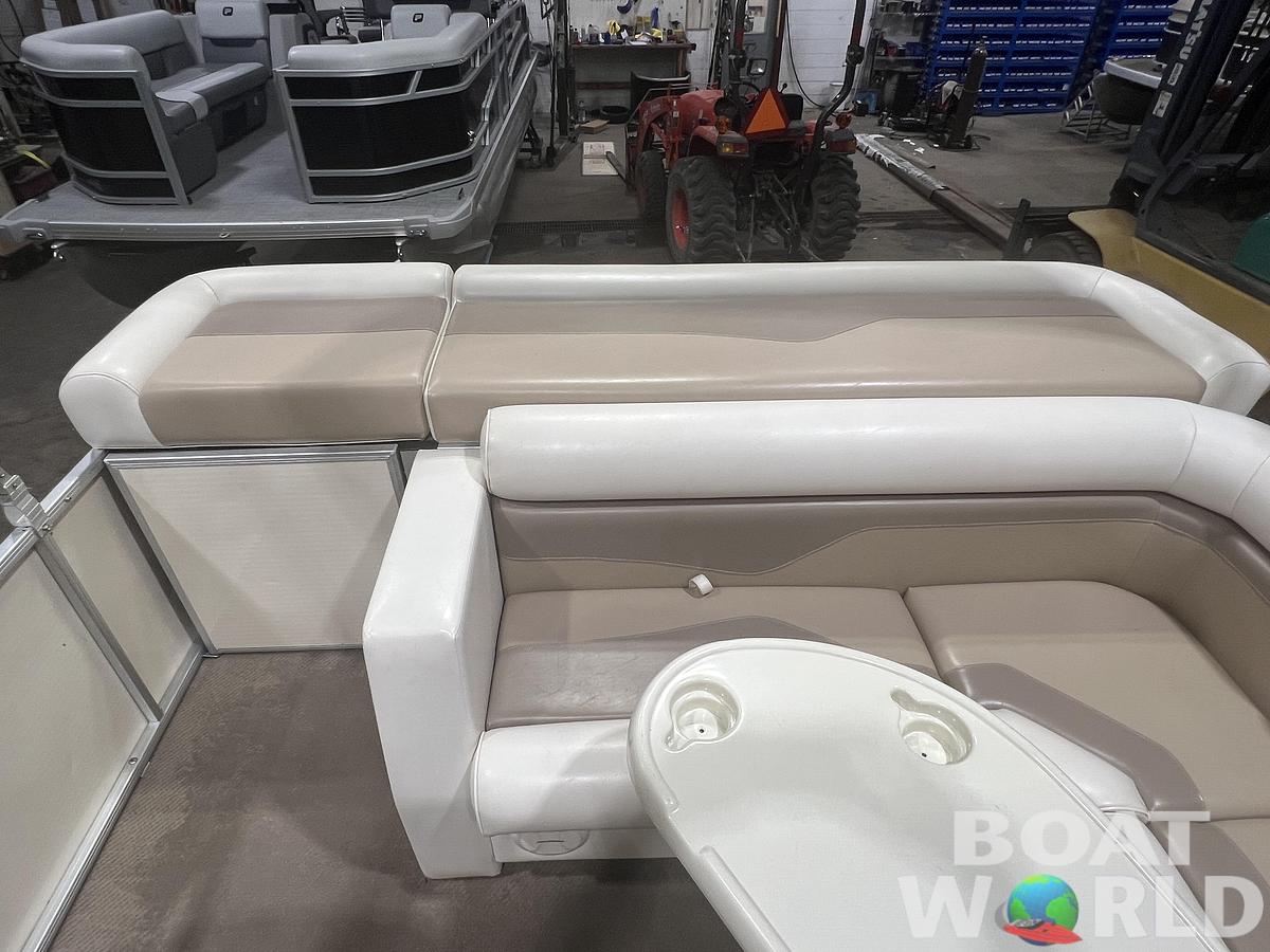 Used 2005 Sweetwater Tuscany 2286 & 40HP Yamaha 4Stroke -$12,995